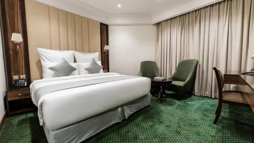 One Bedroom Apartment 4