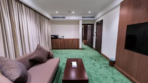 One Bedroom Apartment 5