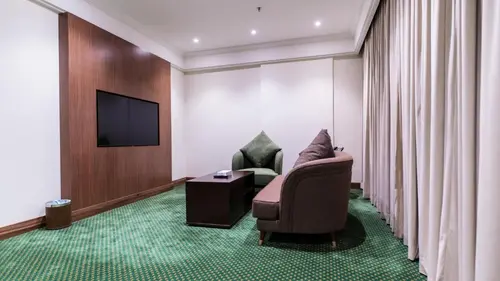 One Bedroom Apartment 6