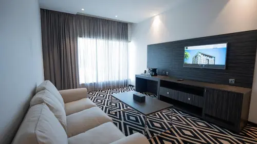 One Bedroom Apartment 5