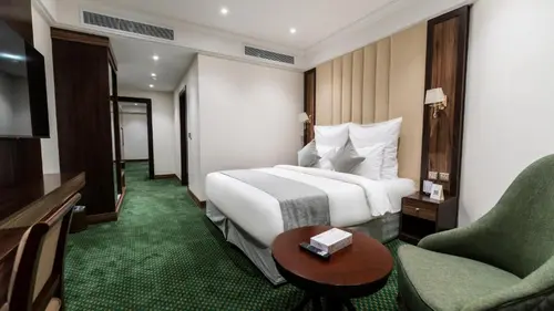 One Bedroom Apartment 8