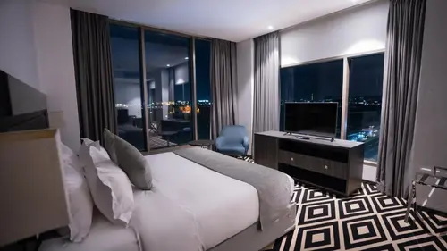 One Bedroom Apartment with city view 1