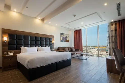 One Bedroom Apartment with City View 10