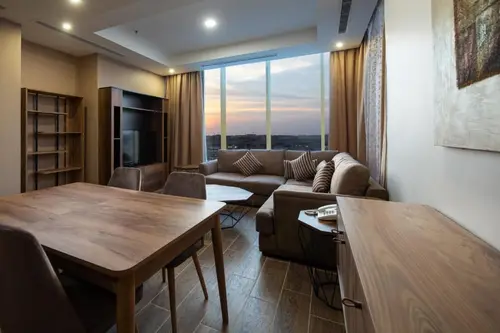 One Bedroom Apartment with City View 5