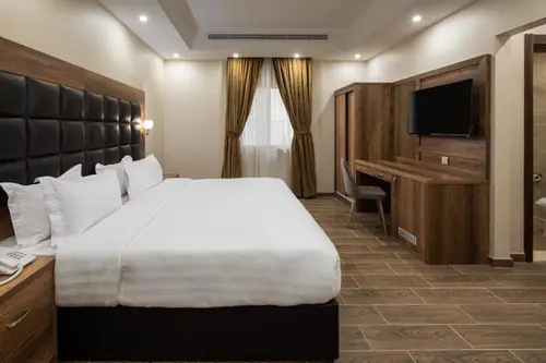 One Bedroom Apartment 3