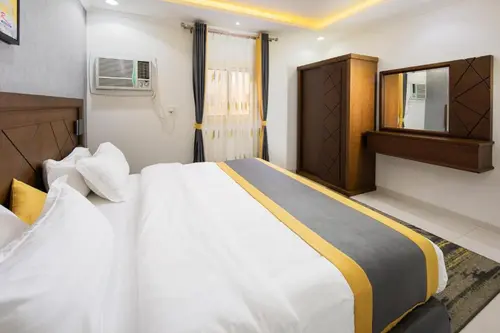 Three Bedrooms Apartment 8