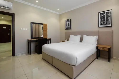 One Bedroom Apartment 3