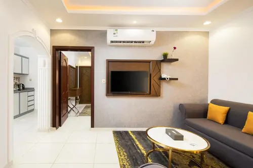 Three Bedrooms Apartment 5