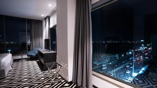 One Bedroom Apartment with city view 3